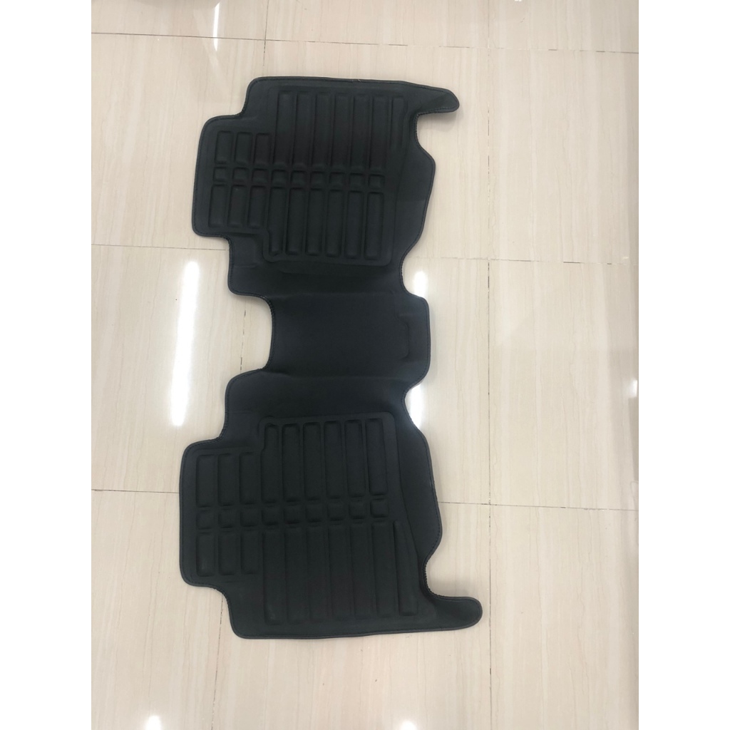 4PCS Karpet Karet Alas Lantai Mobil Untuk Toyota INNOVA 2016 2017 2018 2019 2020 2021 2022  Karpet Mobil Toyota INNOVA 3 Baris Premium Sporty Karpet Mobil Hitam Automobile Interior Accessories