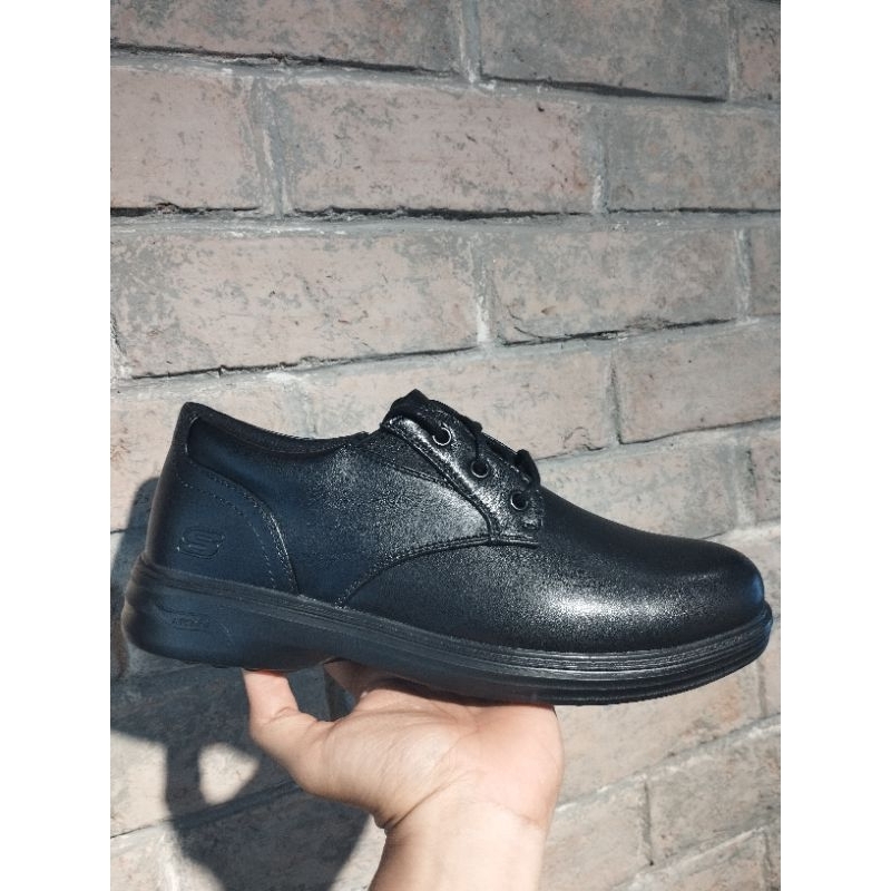 NEW ARRIVAL SEPATU SKECHERS MEN USA ARCH FIT OGDEN-204740BBK