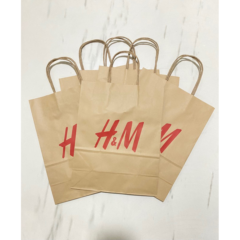 

H&M Paper Bag (disertai pembelian item)