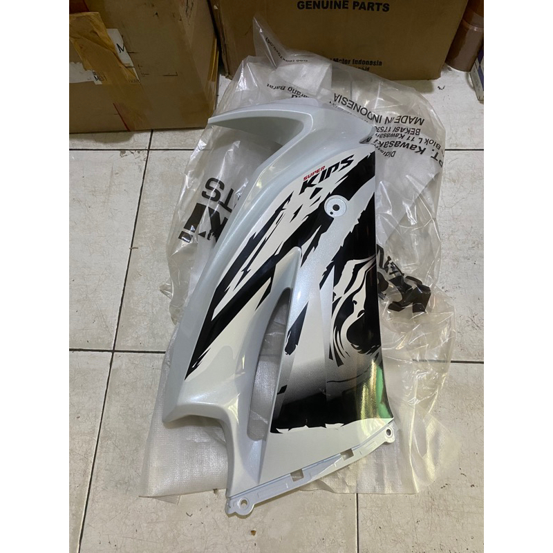 Kanan fairing ninja rr new putih SE 2012