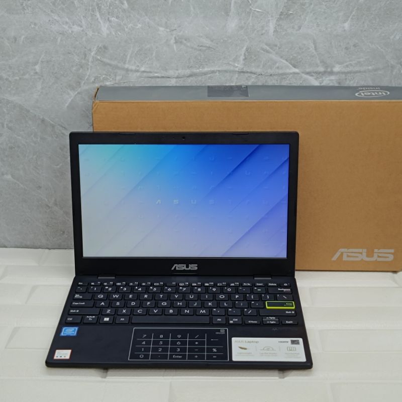 Laptop Asus Vivobook E210MA Intel Celeron N4020 RAM 4GB SSD 256GB