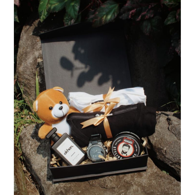 

Gift/Hampers Pria