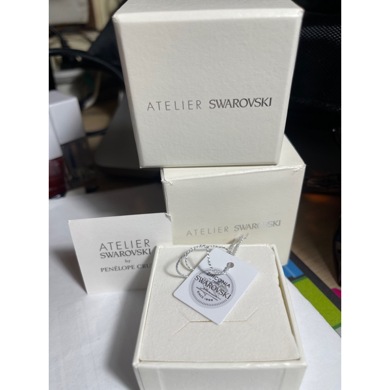 

Box & Paper Bag Swarovski Atelier