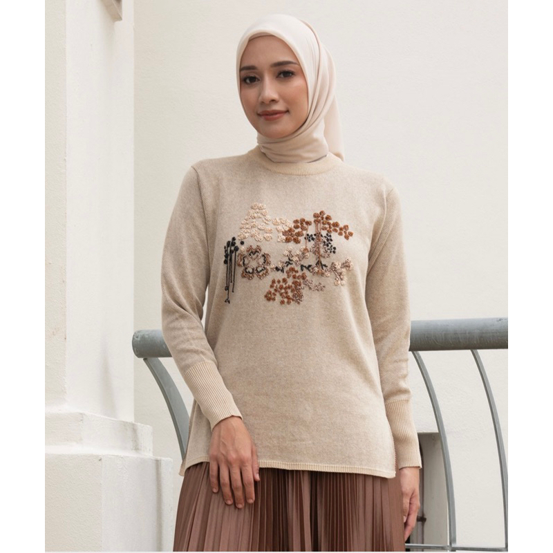Titipan sweater semasa brown by muda official