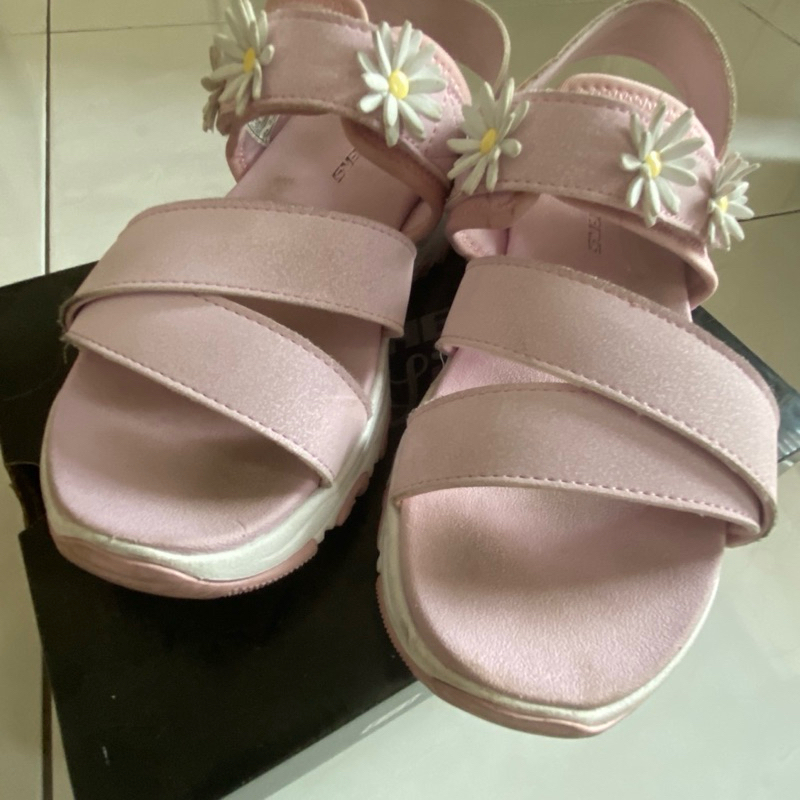 sepatu sendal anak skechers pink