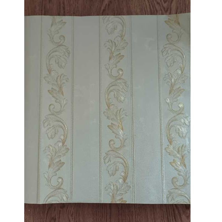 Wallpaper Dinding Batik Salur Emas Mewah Terbaru dan Murah | Wallpaper Timbul Ruang Tamu Ukuran L 53