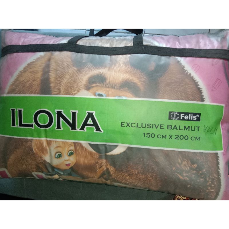 BAlMUT ILONA(Bantal Selimut)