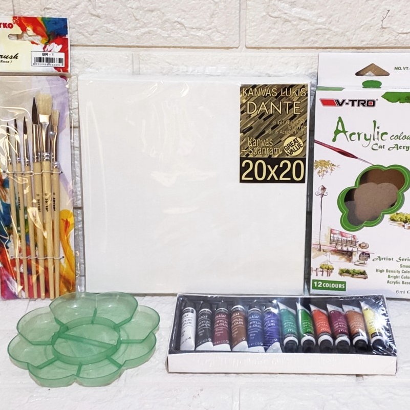 

Ready Stock Paket Melukis Kanvas 20x20 Kuas Palet