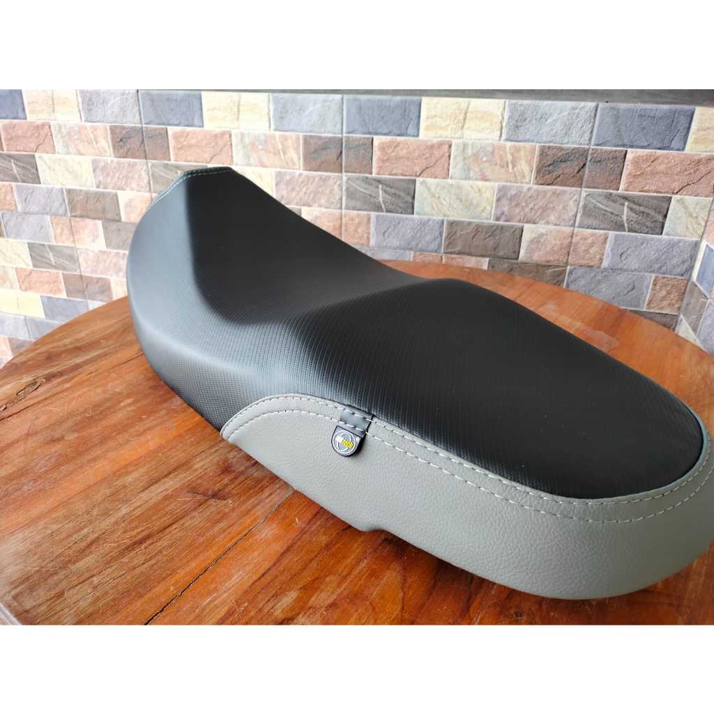 Jok supra x 125 fi roadrace double seat lis warna modifikasi roadrace kulit mbtech halus busa empuk 