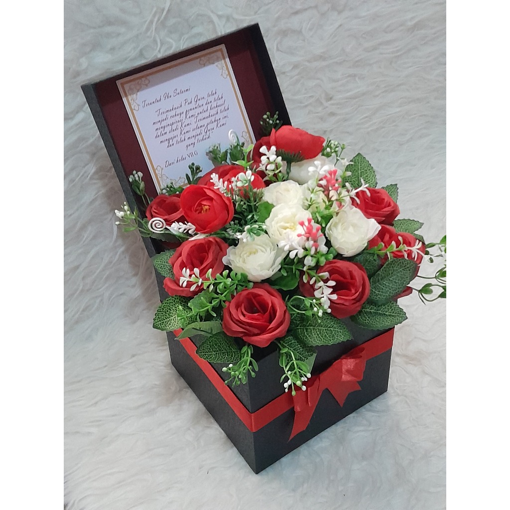 

Gift Box Flower Box / Bloom Box Kotak Kado / Bunga Box