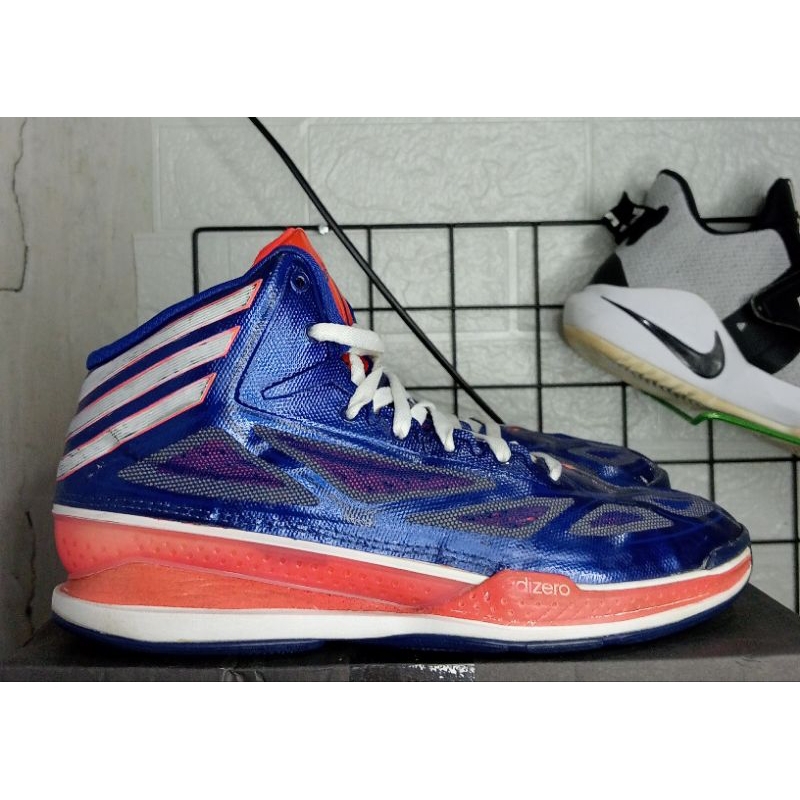 sepatu basket Adidas crazy light blue