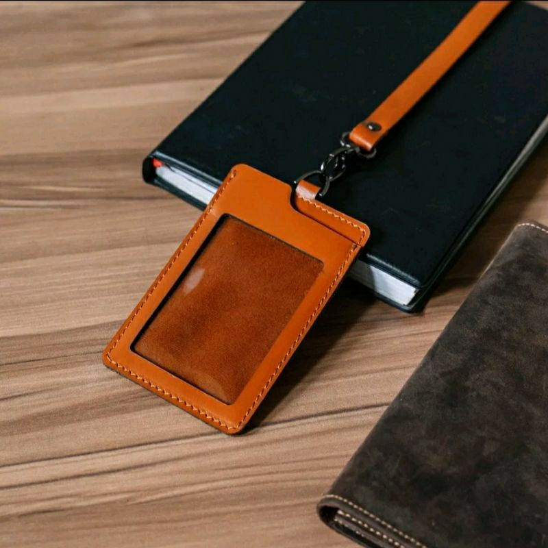 

Tempat Id Card/Lanyard Kulit Asli Kualitas Ekspor-Arca from Reven Tempat Id Card Retro Klasik Elegan Exclusive Kulit Original Brand Ternama Anti Api