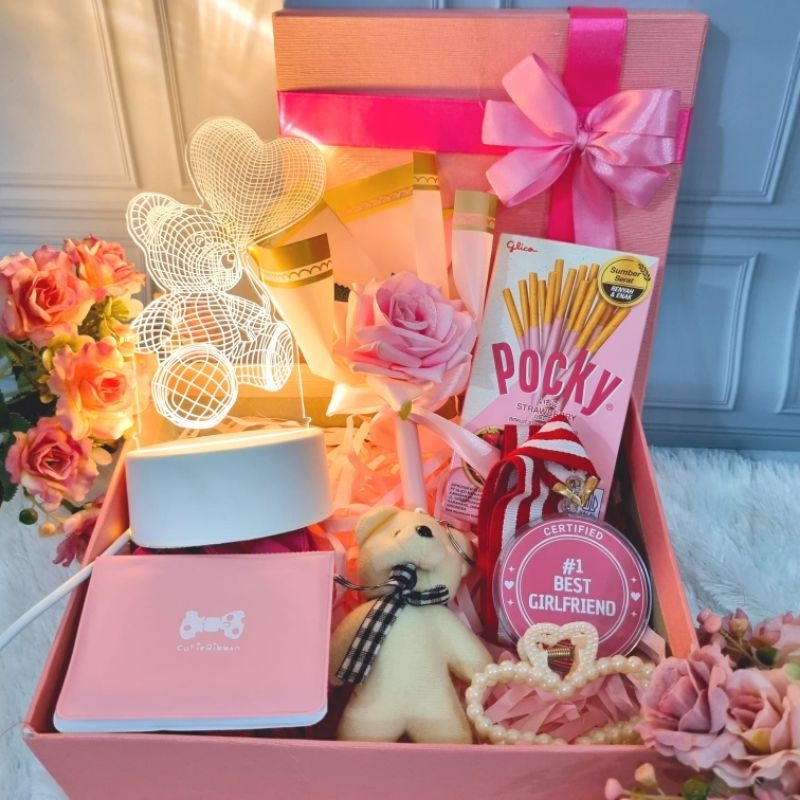 

PREMIUM Kado Cewek Ulang Tahun / Hampers Kotak Musik / Hadiah Pacar