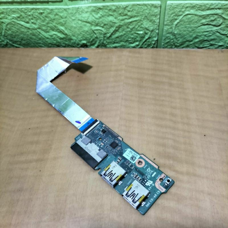 Port USB Laptop Asus X302U