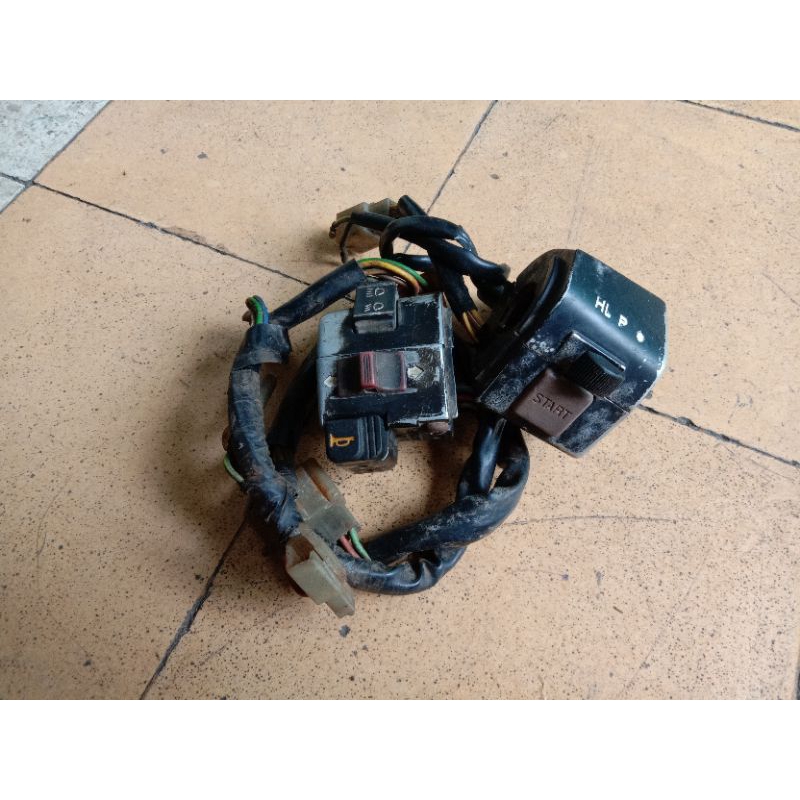 Holder Kanan Kiri Honda Astrea 800 Grand Impressa Legenda Star Prima Original