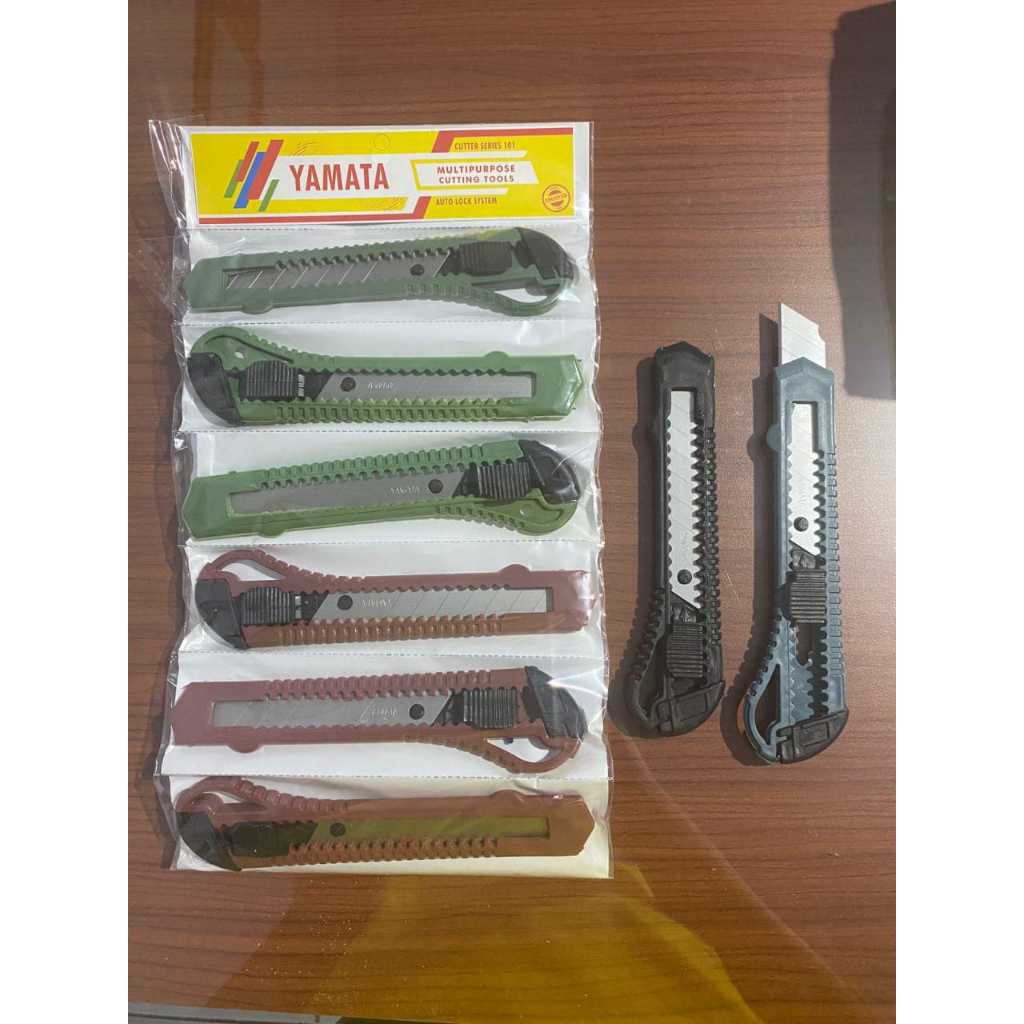 

( 12pcs ) Cutter Pisau Besar Murah Renteng