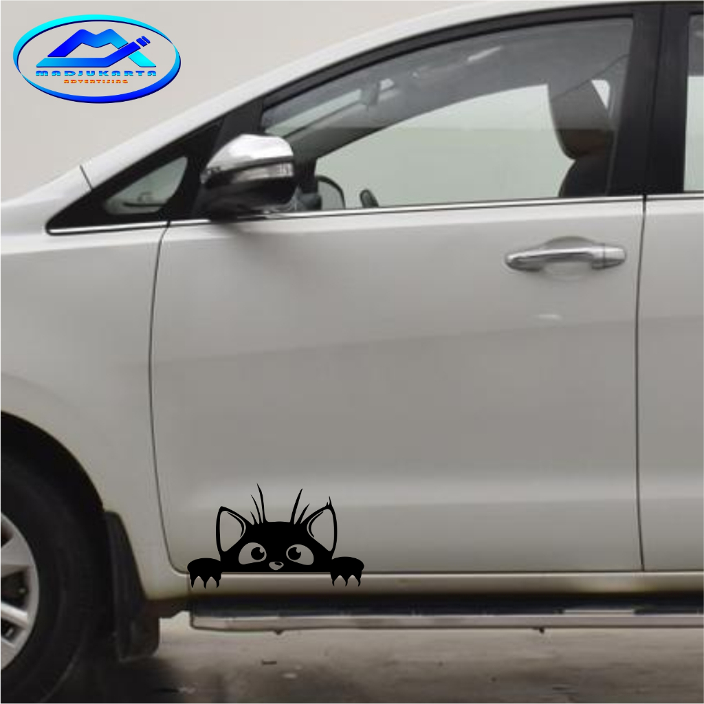 STICKER KUCING NGINTIP PINTU MOBIL STIKER CUTTING CAT AKSESORIS KEREN