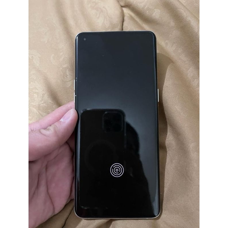 Oppo Find x5 pro atau oppo find x 5 pro