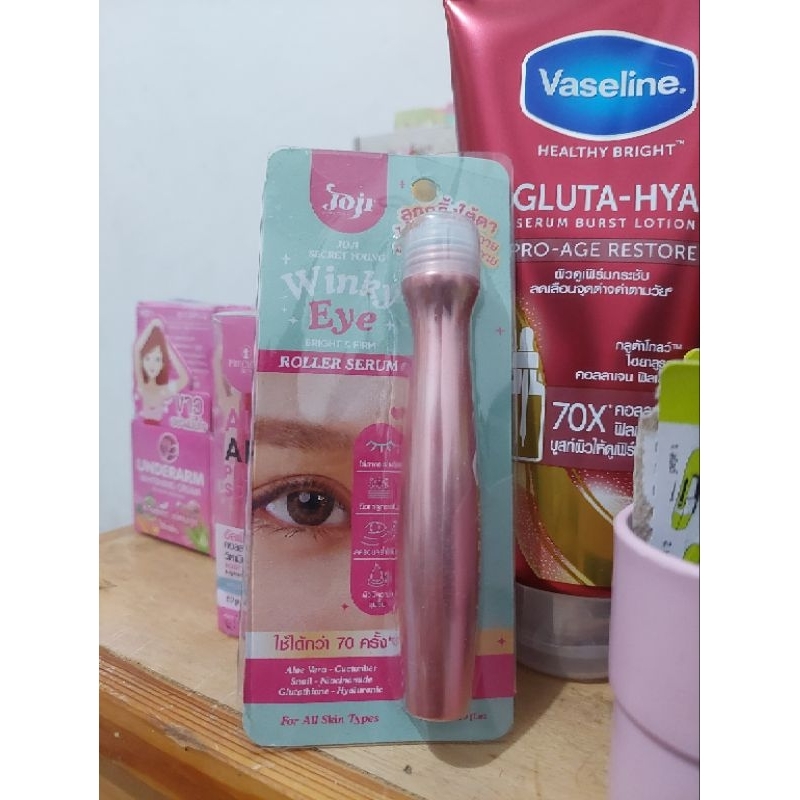 Winky Eye Roller Serum Joji Ori in Bangkok 15 ml