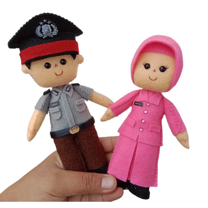 Boneka Profesi Flanel Polisi Bhayangkari. Kado Hampers Miniatur Gift