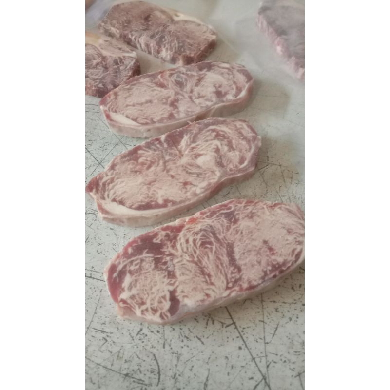 

sirloin meltik steak 200 gr