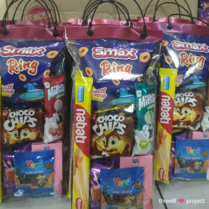 

Stock Banyak Snack Ulang Tahun | Bingkisan Ulang Tahun | Goodie Bag