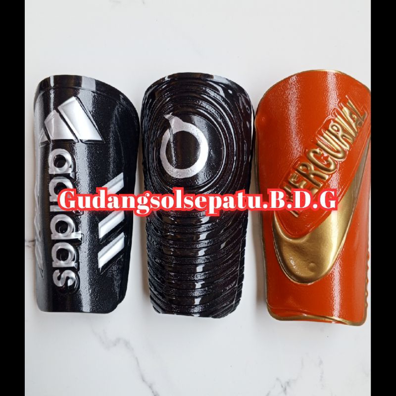 Shinguard/Deker Sepakbola/Deker Futsal/Deker Embos+purring /Deker Pelindung Lutut