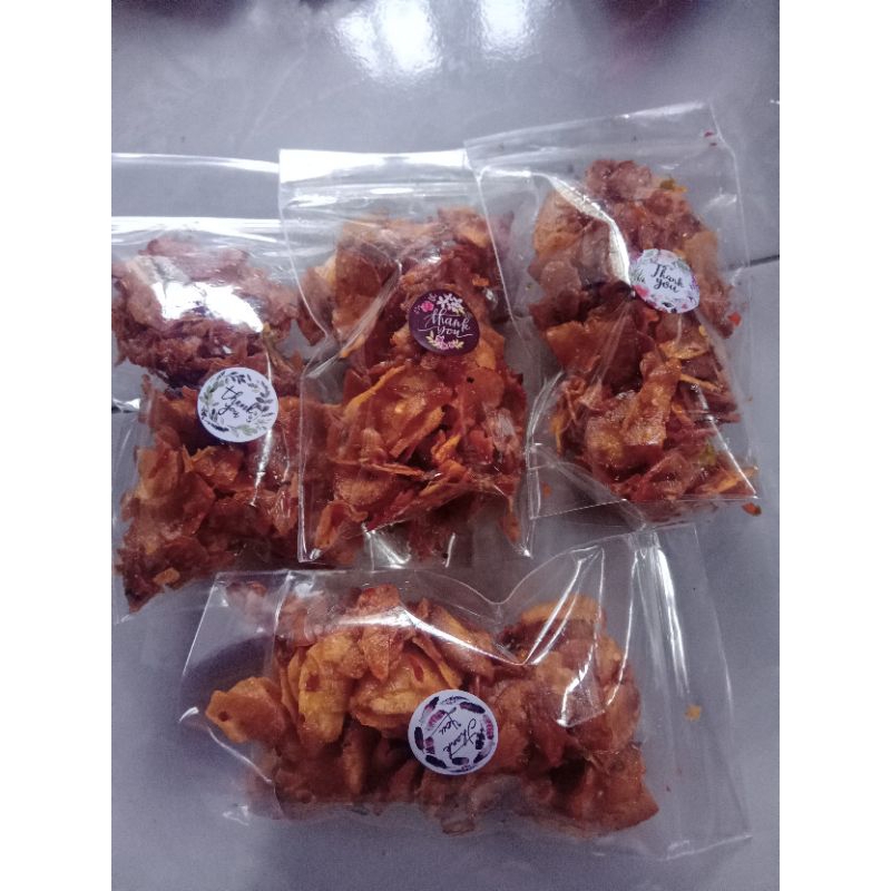 

ready kripik singkong pedas full bumbu.dn asin ya.mau pesan varian rasa ap.hubngi pnjual lngsung ya brat 100grm 8rb.