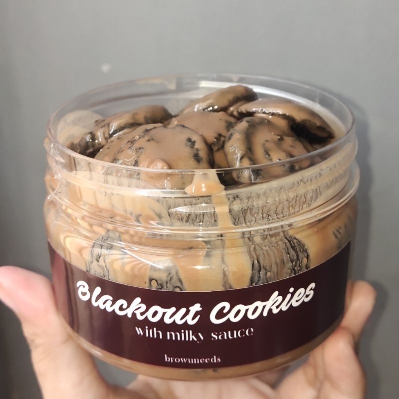 

Blackout Cookies [Milky Sauce]