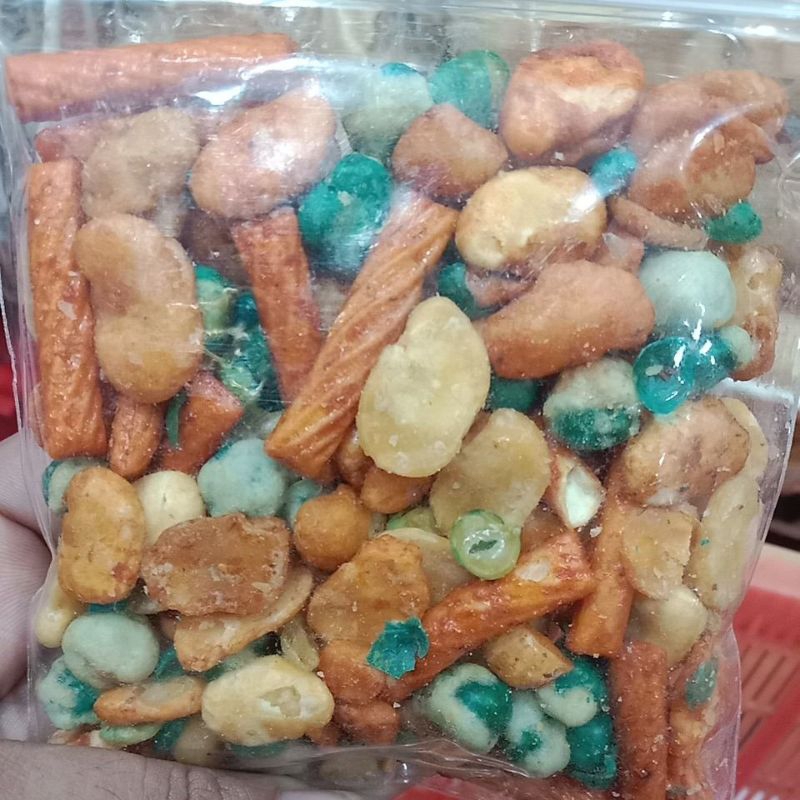 

kacang mix atau kacang campur