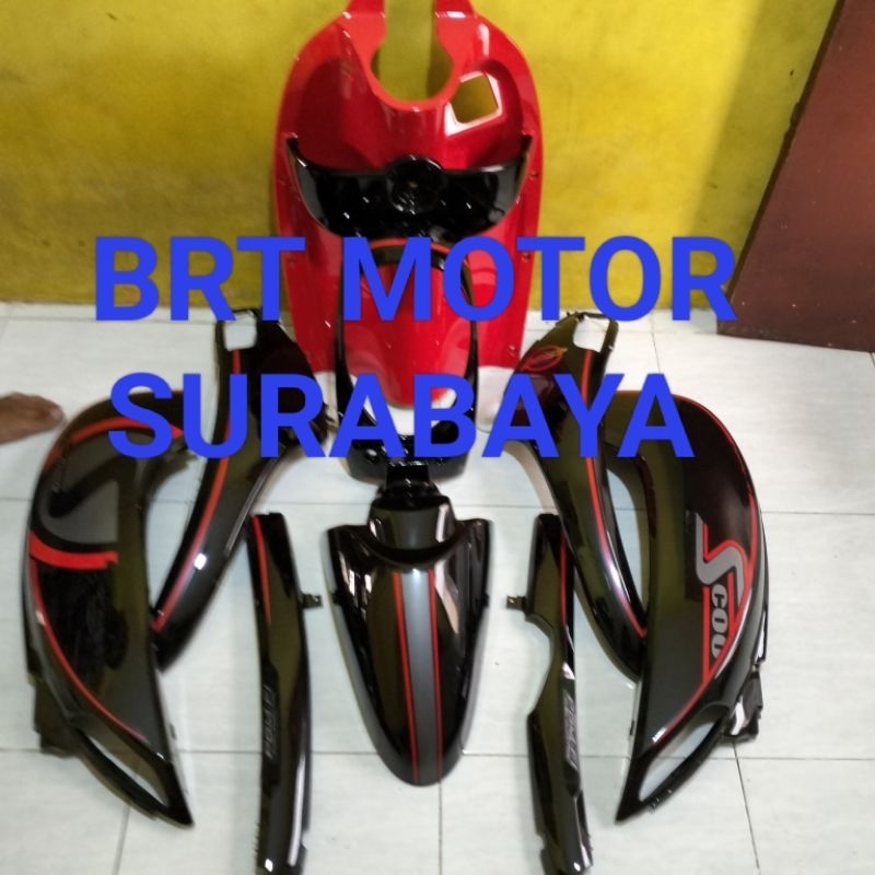 Cover body set Scoopy fi 2013 hitam merah