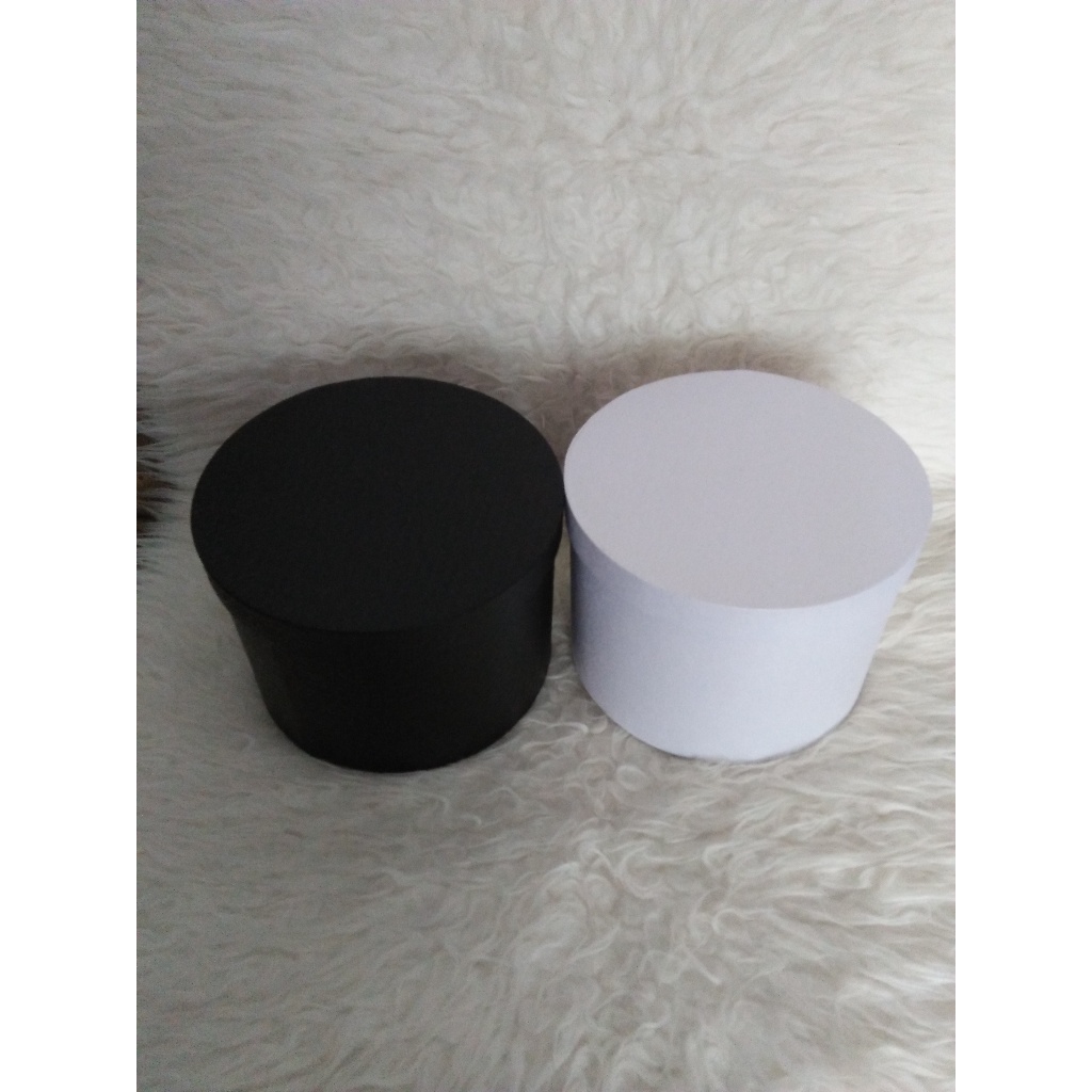 

Mini Gift Box Bulat 2 Variasi / Mini Flower Box Bulat Bodynya Saja/ Mini Bloom Box Flower Bulat / Bloom Box Tanpa Tutup // Mini Round Flower Box