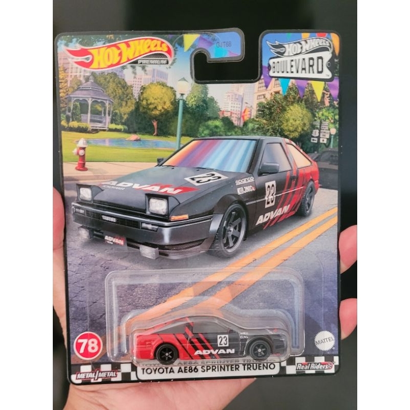 Hotwheels Premium Boulevard Toyota AE86 Sprinter Trueno