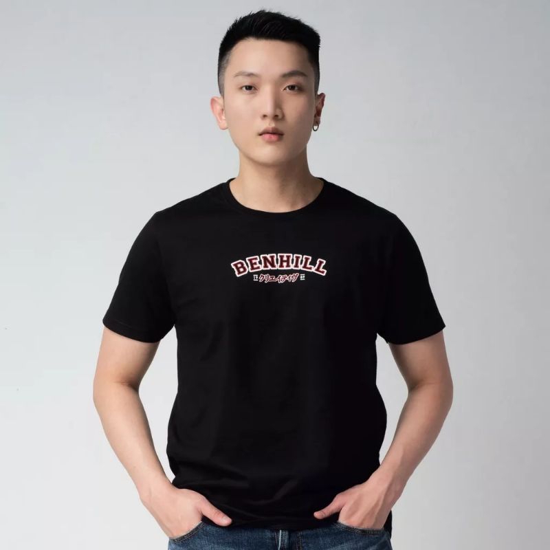 T-shirt Benhill black unisex -kaos distro