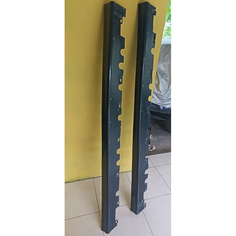 rear side skirt oem corolla ae111/112 model gt