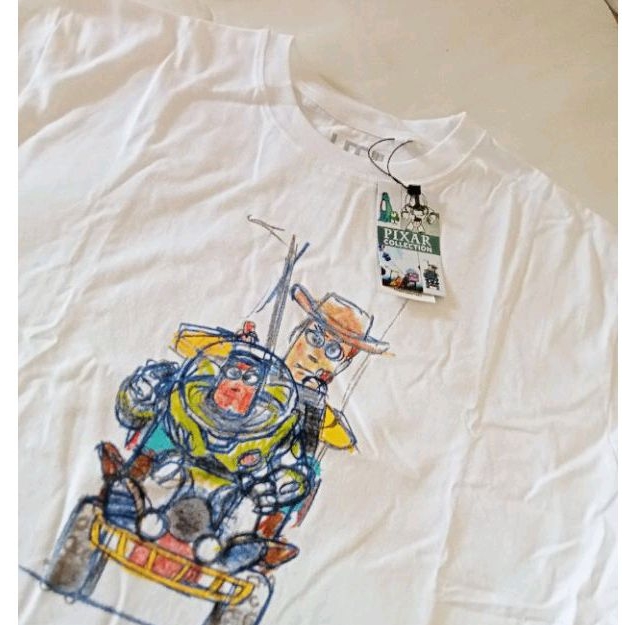 KAOS UT uniqlo x PIXAR