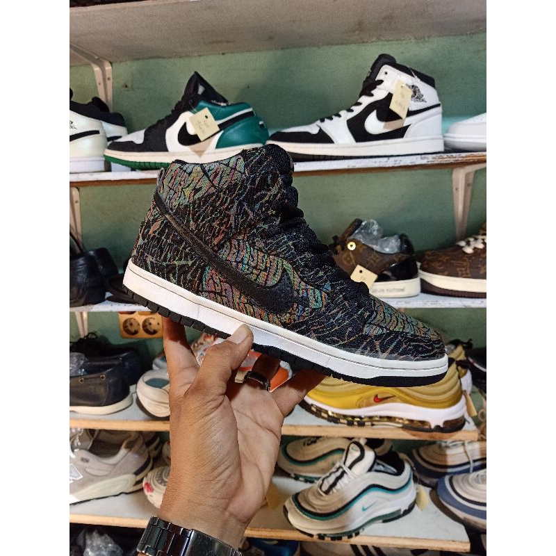 Sepatu Nike SB Dunk High Size 43 Second