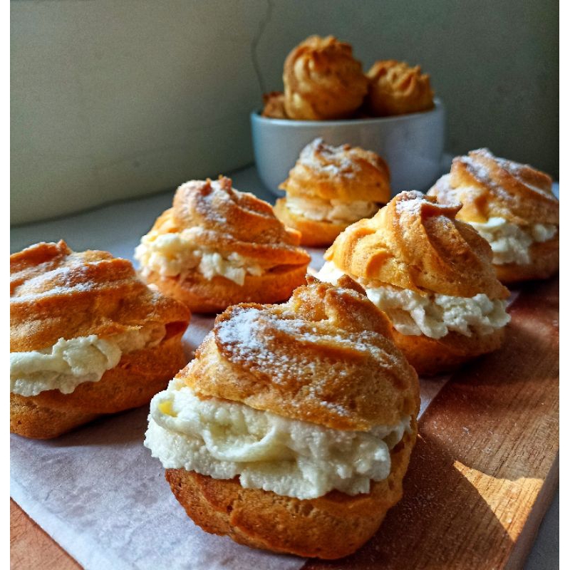 

[Kue basah] soes sus vla vanilla soes vla coklat Semarang enak murah mewah choux