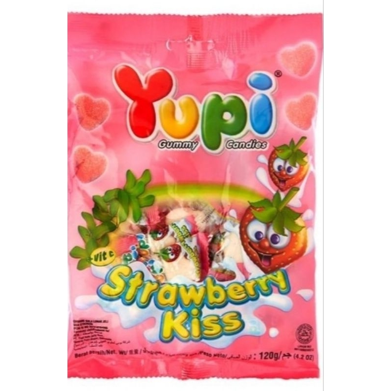 

Yupi Gummy Candies Strawberry Kiss 110 g