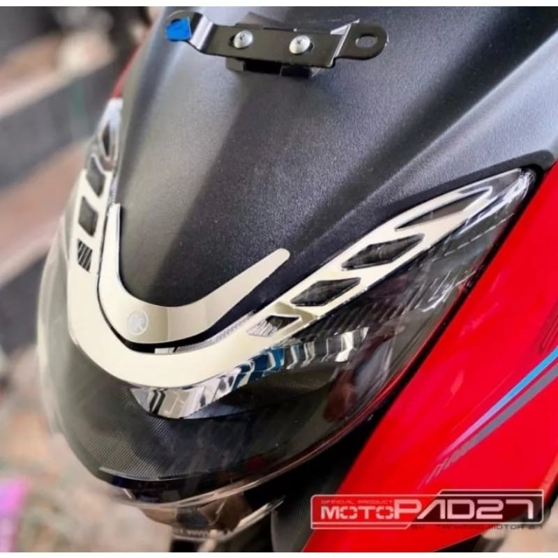Garnish Cover Headlamp Lampu Depan Yamaha Gear 125 Premium