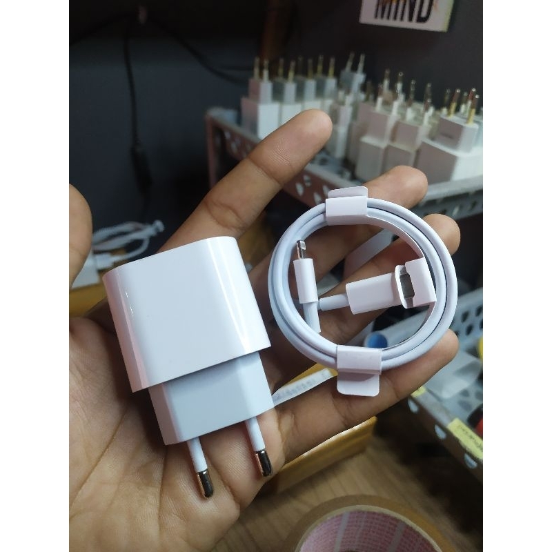 Charger Iphone 11,12,13 ,14 pro/promax Original  100% Like New