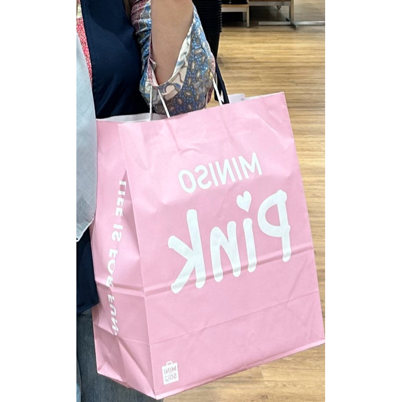 

PAPERBAG MINISO PINK MINISO BARBIE