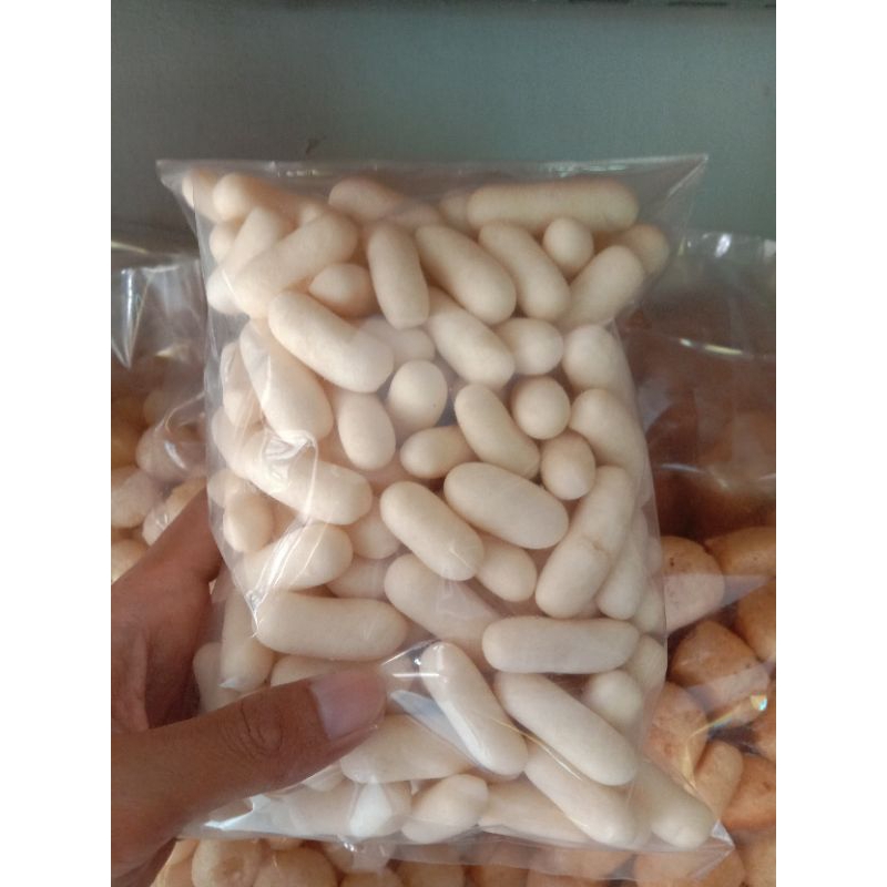 

Cemilan Pilus Kiloan / Pilus Bangkok Pilus Kapsul 250gram by Snackgram Bandung