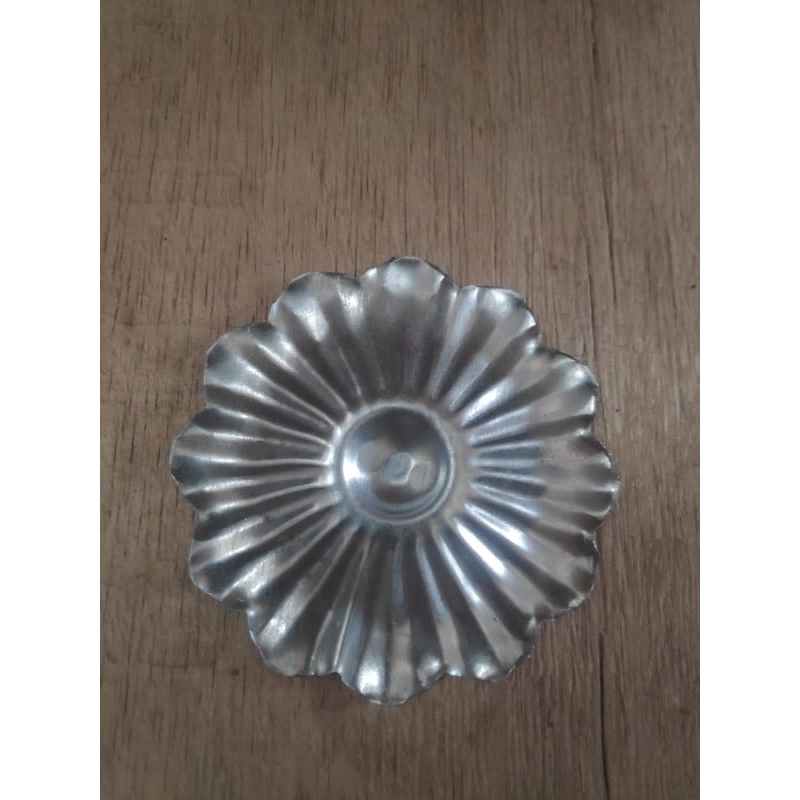 Ornamen pagar besi matahari besar 9 cm