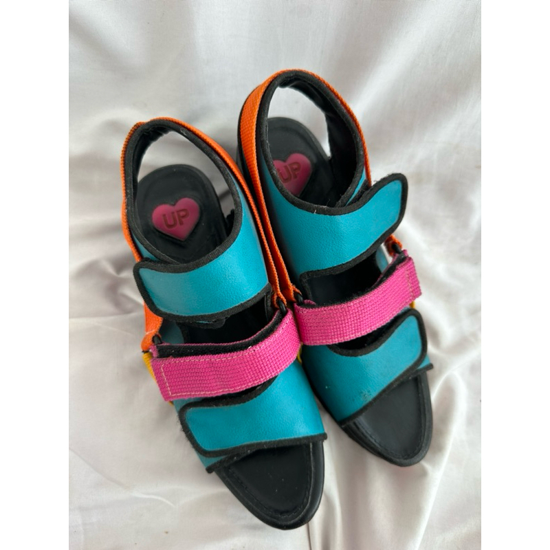 I wear Up Sandal