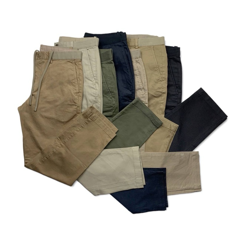 UNIQLO SMART ANKLE CHINO PANTS