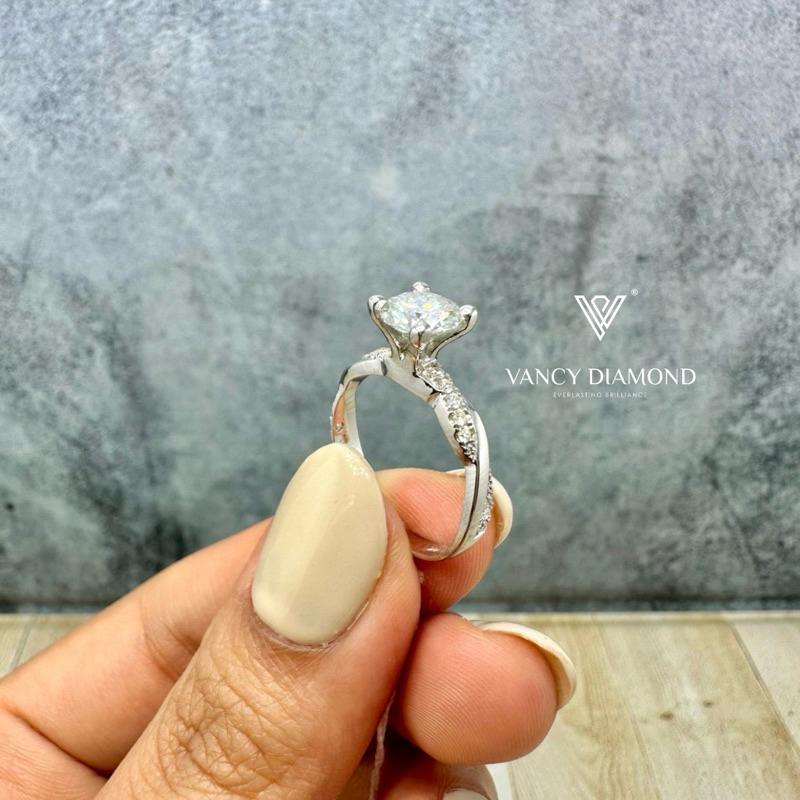 CINCIN EMAS 18K (WHITE GOLD) BERLIAN MOISSANITE 1.00 CARAT