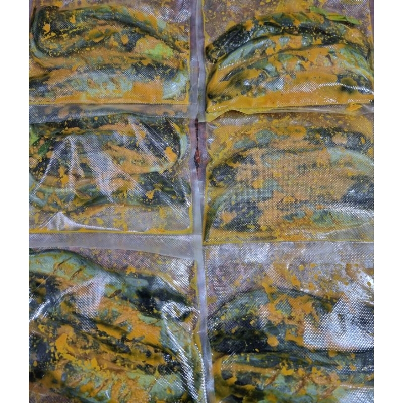 

Lele Bumbu Kuning Isi 4 Ekor Siap Goreng