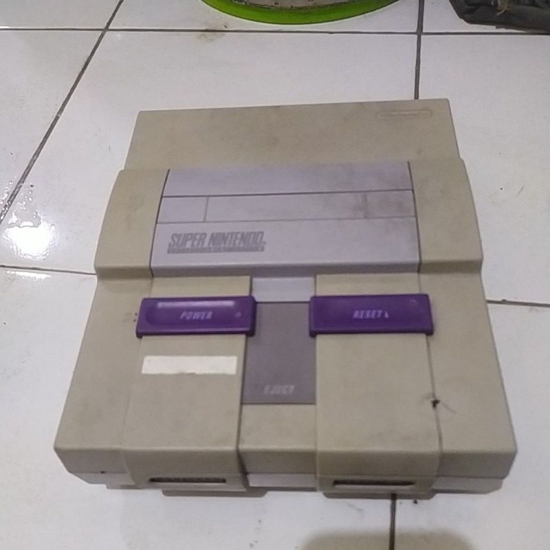 Super Nintendo rusak