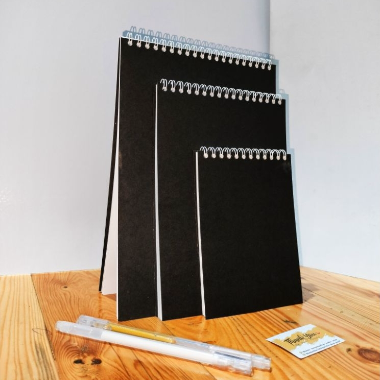 

Terbaru (Cover Hitam) Buku Gambar Tebal Watercolor paper Watercolor Sketch Book Ring Spiral 250GSM A5, A6, B5